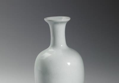 图片[2]-Guanyin vase in green glaze, Qing dynasty, Qianlong reign (1736-1795)-China Archive